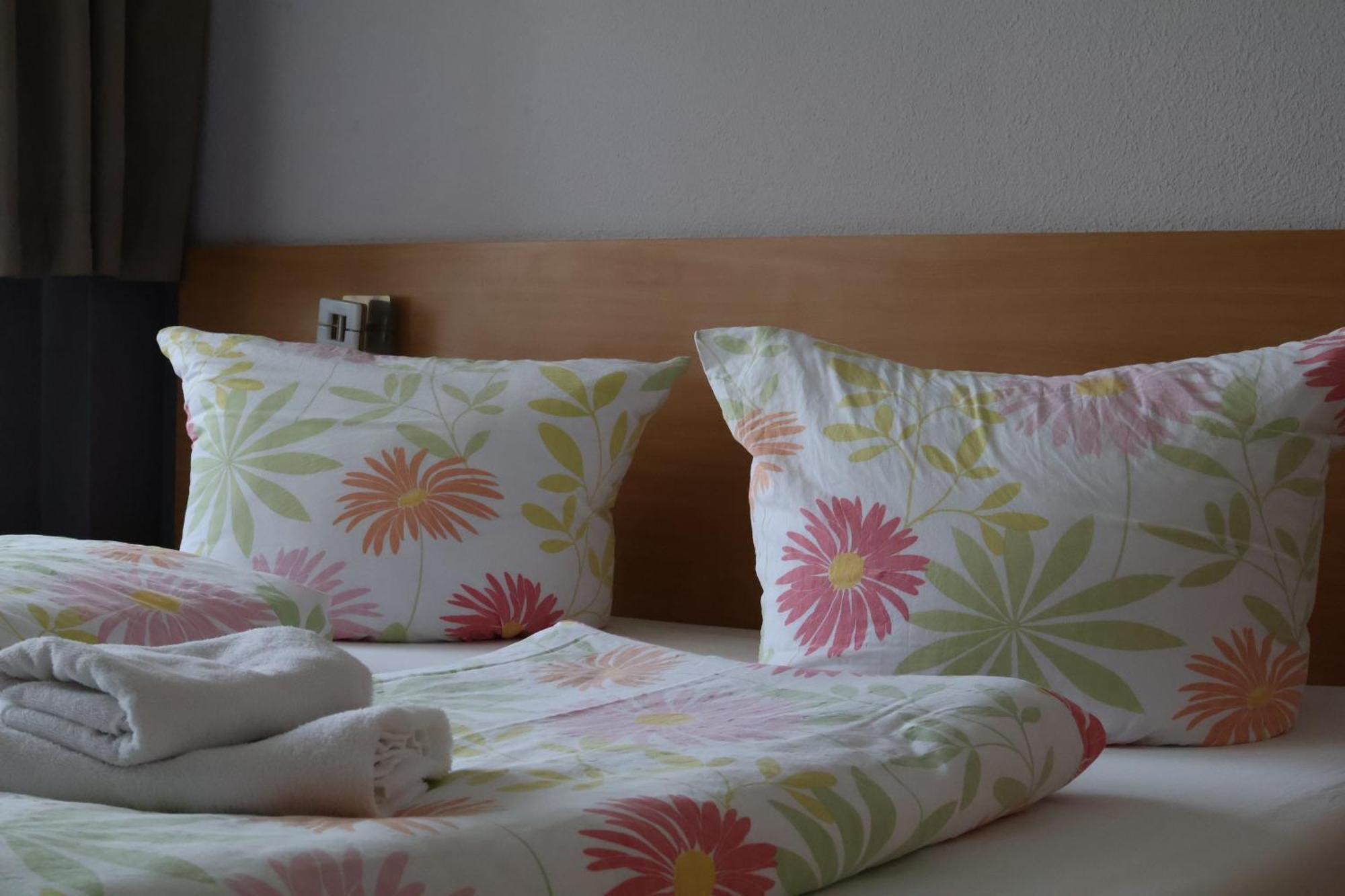 Hotel Carolaruh Bad Elster Eksteriør billede